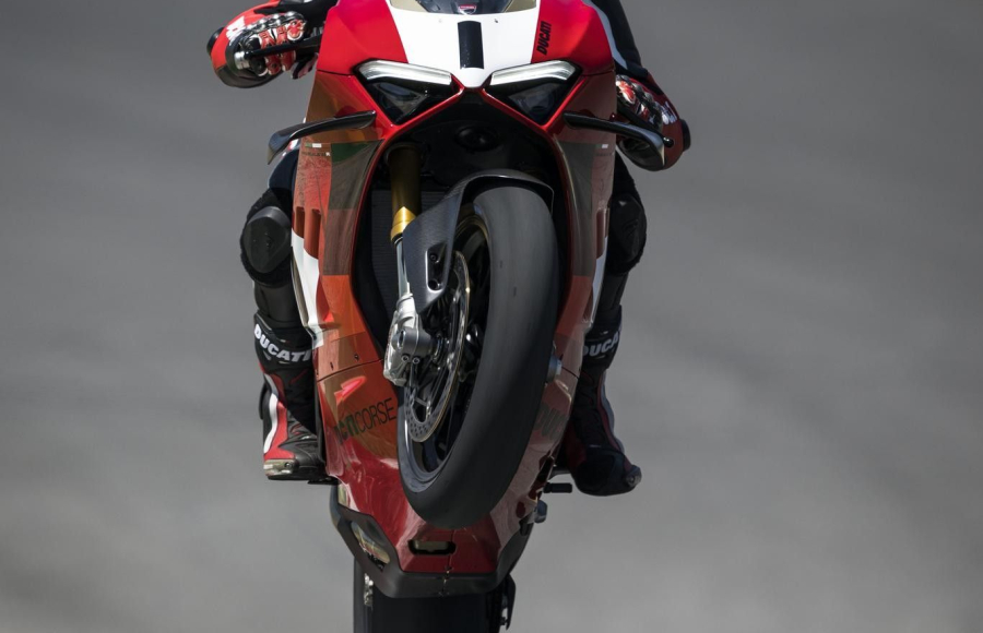 Panigale V4 R