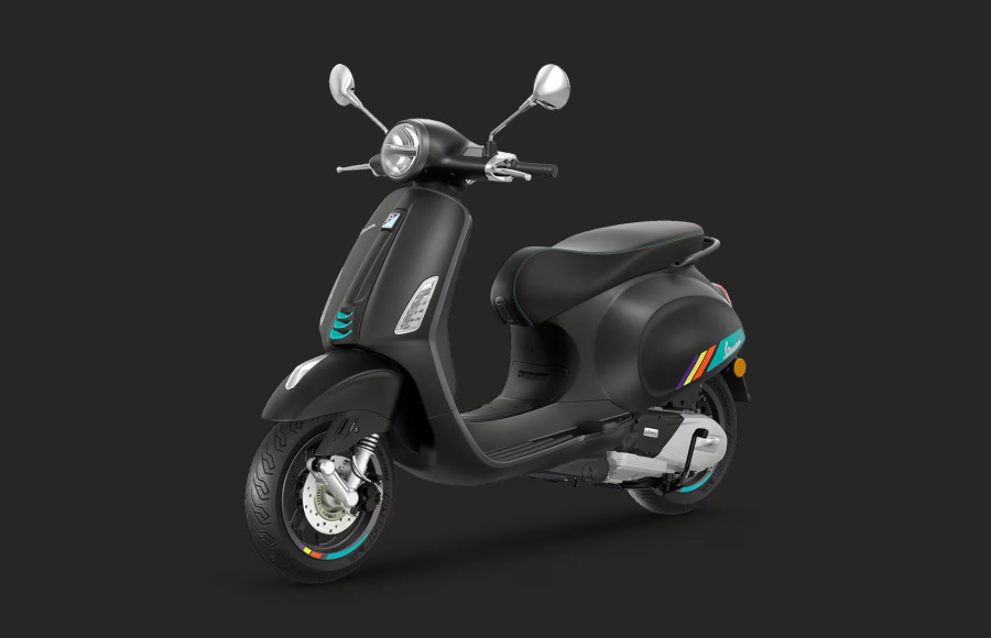 Primavera 125 Disney Mickey Mouse Edition by Vespa