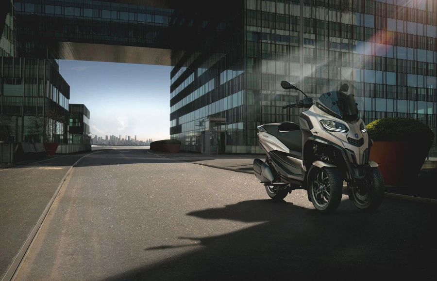 Piaggio MP3 Exclusive 530