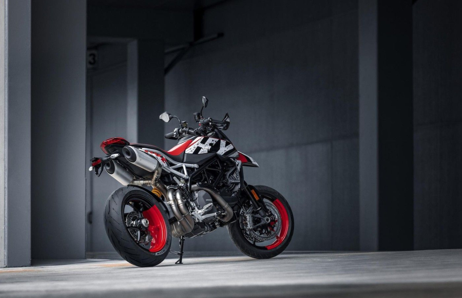 Hypermotard 950 RVE