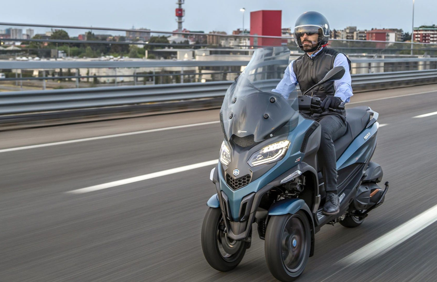 Piaggio MP3 Exclusive 530