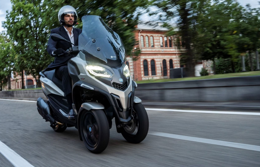 Piaggio MP3 Exclusive 530