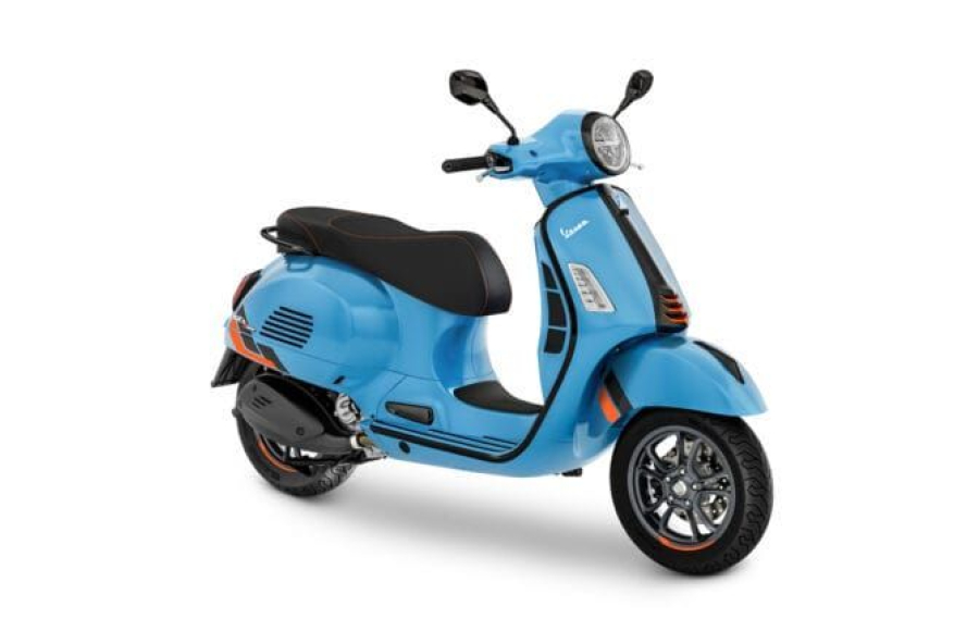  Vespa GTS 310 přijíždí