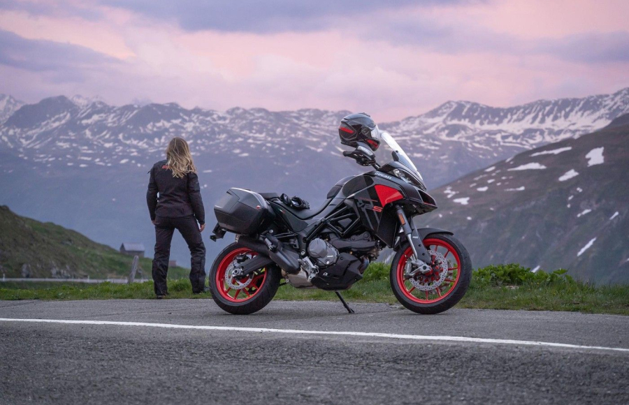 Multistrada V4