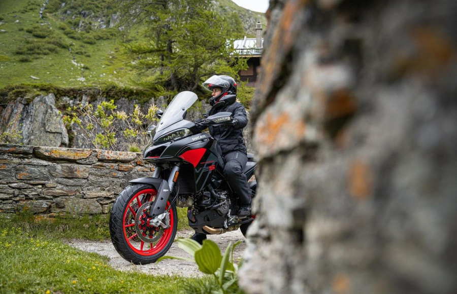 Multistrada V4