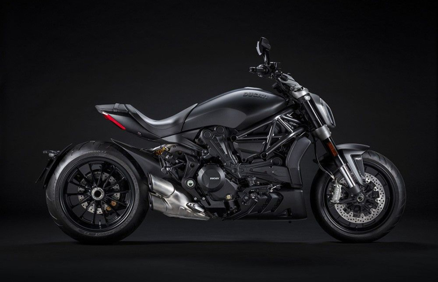 XDiavel Dark