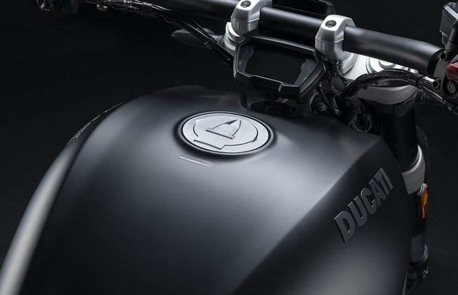 XDiavel Dark