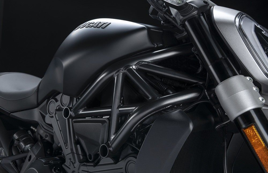 XDiavel Dark