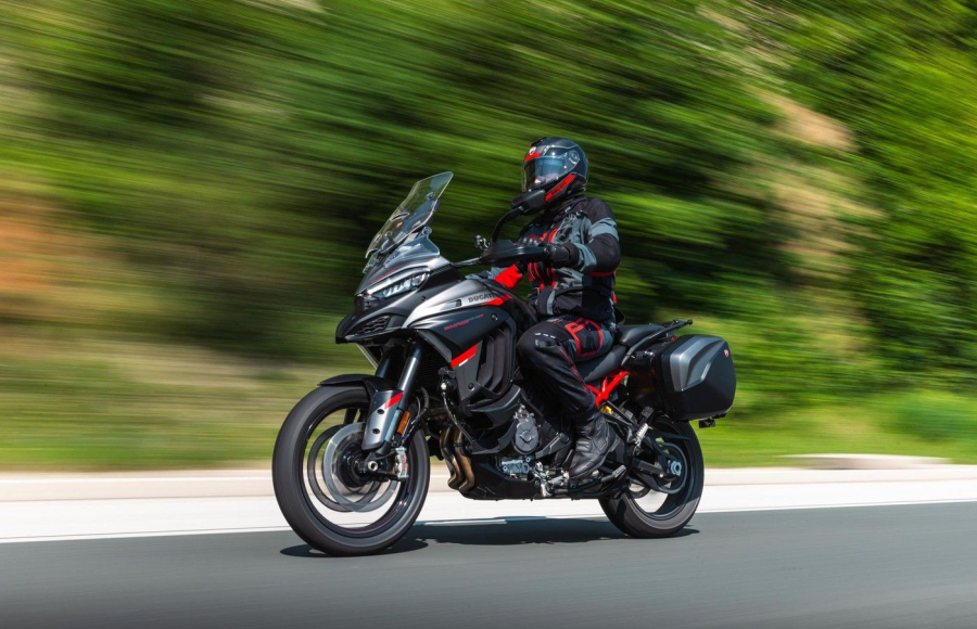 Multistrada V4 S Grand Tour