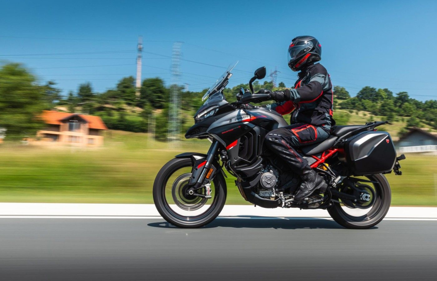 Multistrada V4 S Grand Tour