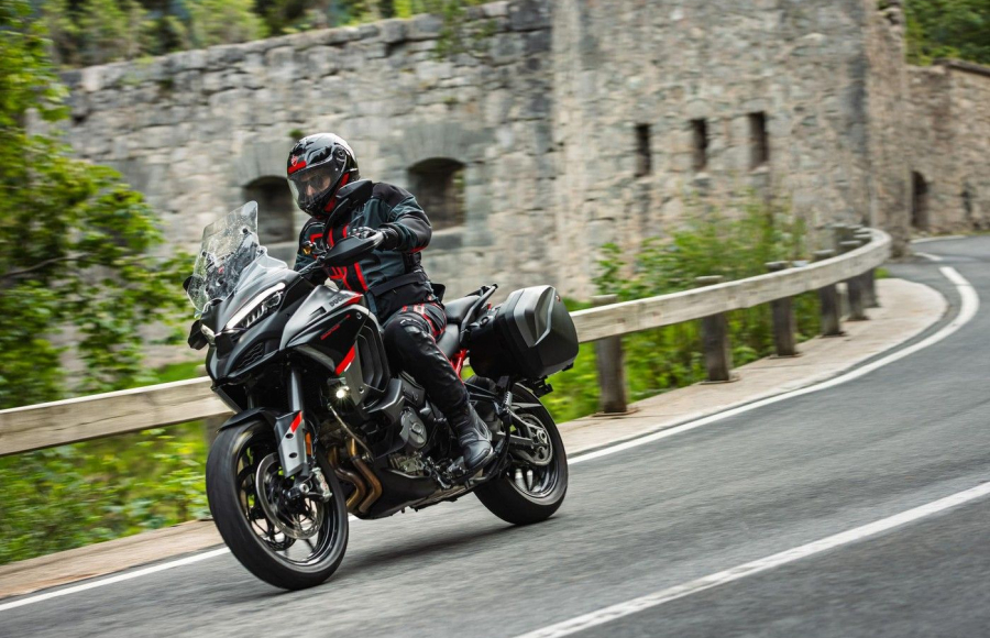 Multistrada V4 S Grand Tour