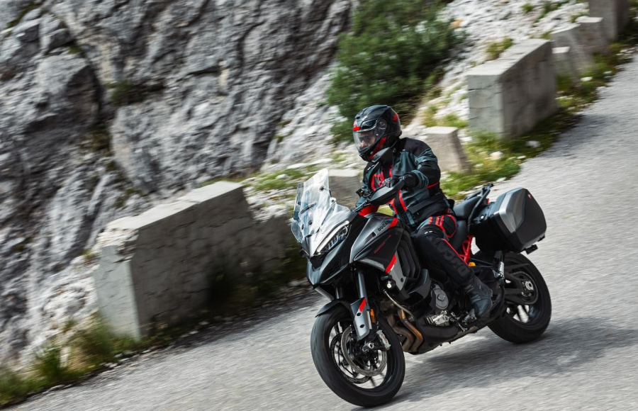 Multistrada V4 S Grand Tour