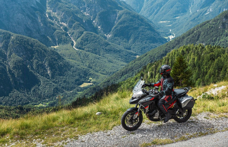 Multistrada V4 S Grand Tour