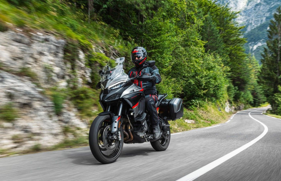 Multistrada V4 S Grand Tour