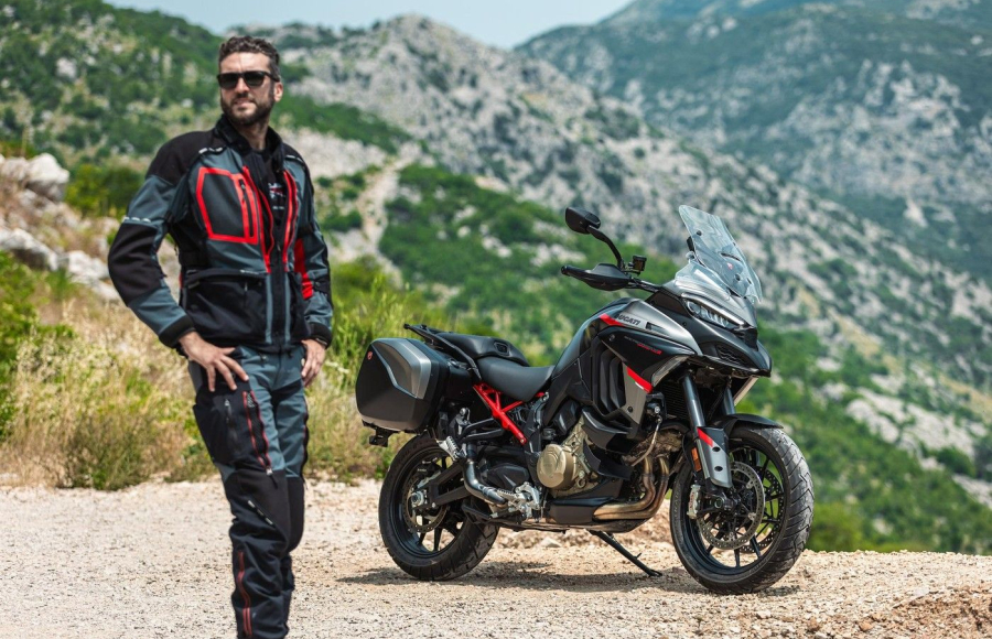 Multistrada V4 S Grand Tour