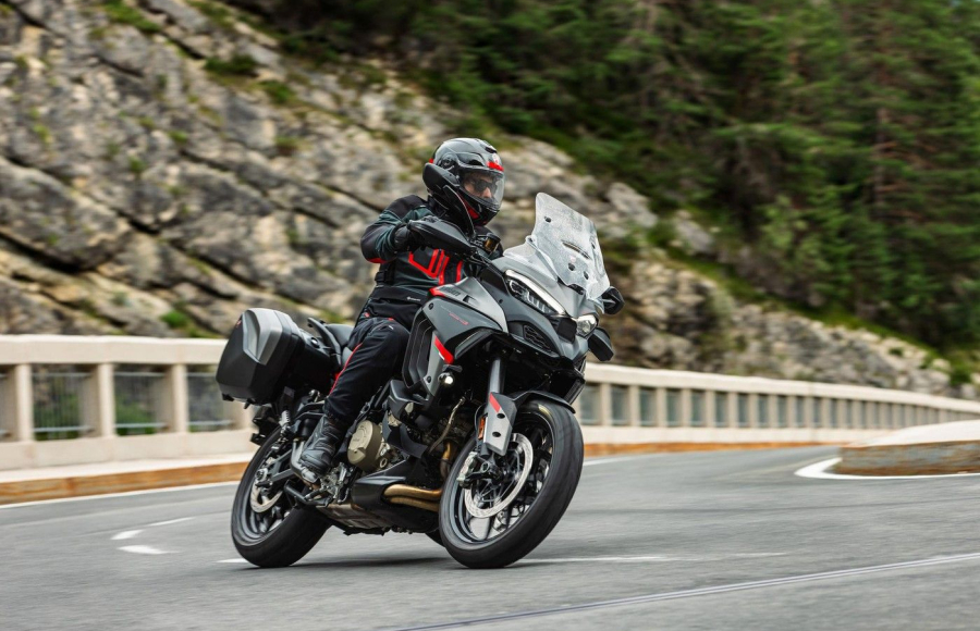 Multistrada V4 S Grand Tour