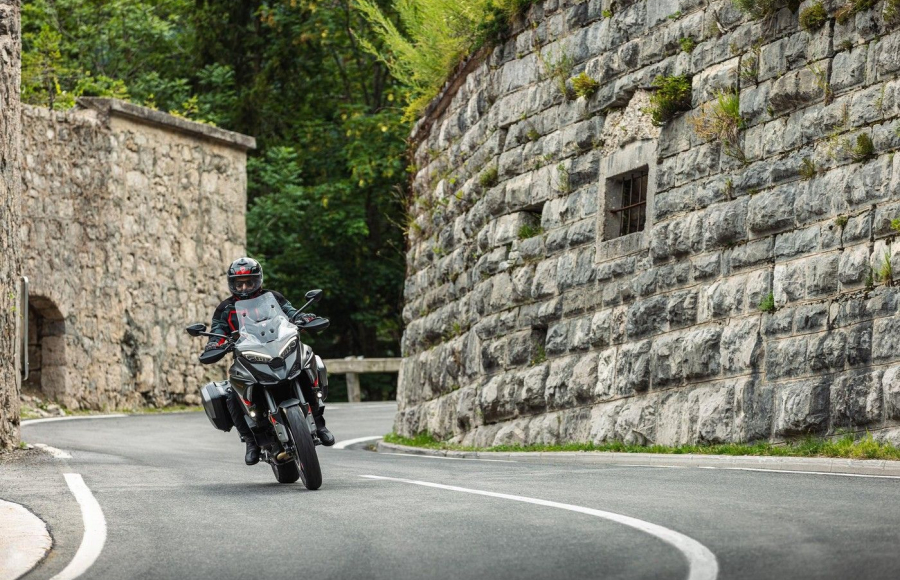 Multistrada V4 S Grand Tour