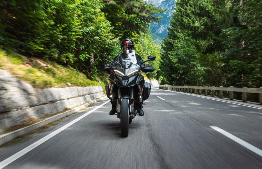 Multistrada V4 S Grand Tour