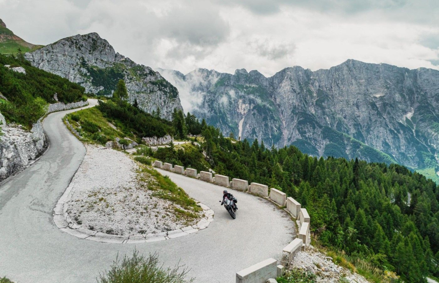 Multistrada V4 S Grand Tour