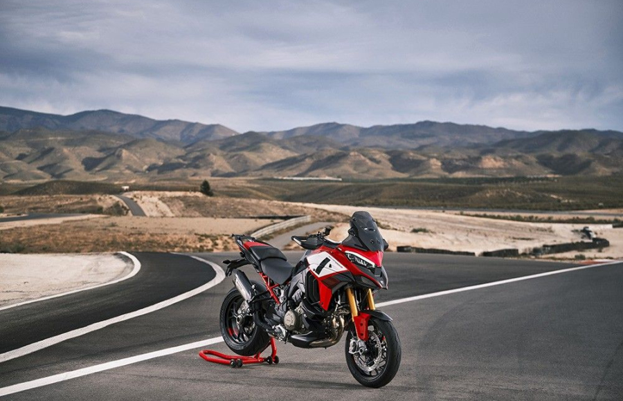 Multistrada V4 Pikes Peak