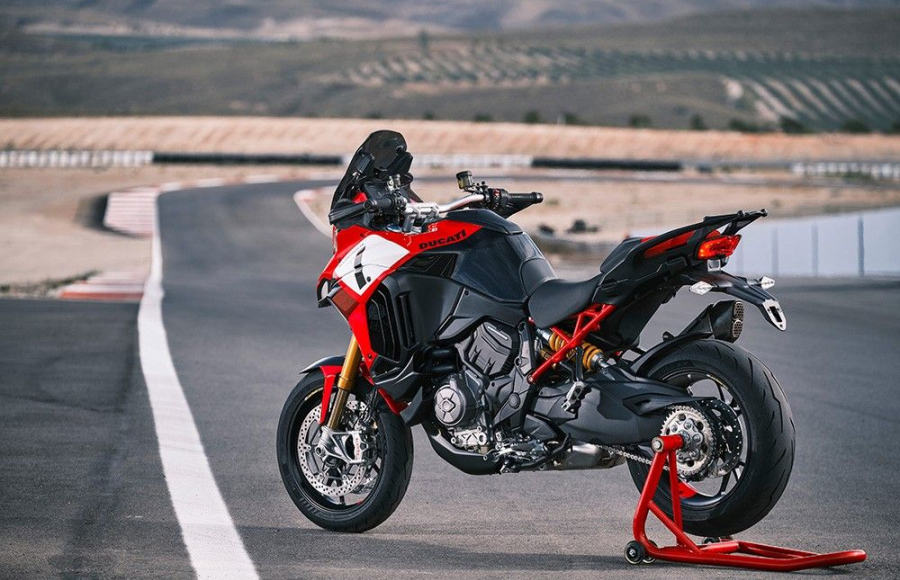 Multistrada V4 Pikes Peak