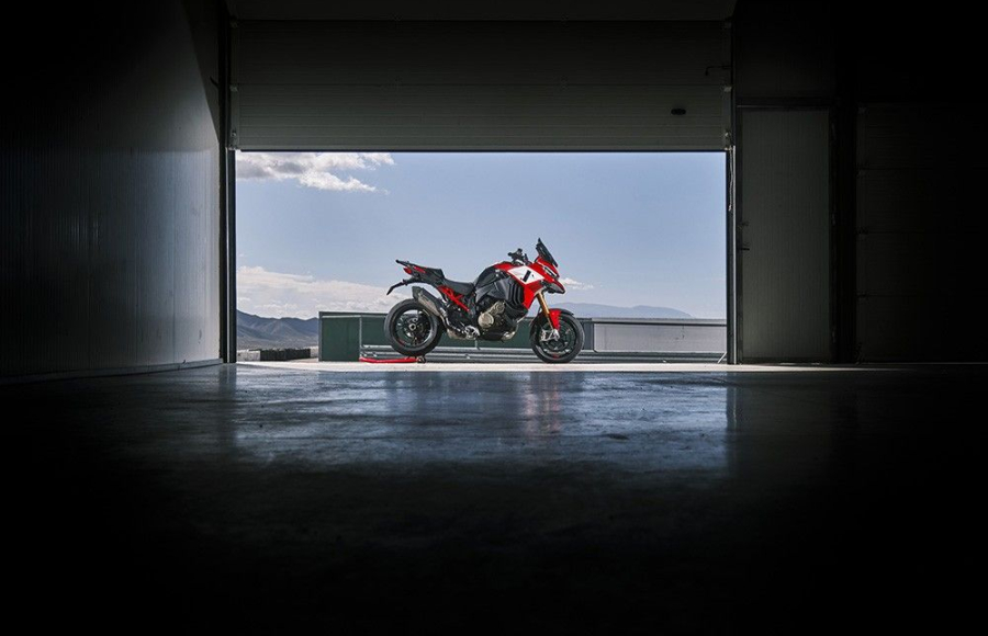 Multistrada V4 Pikes Peak