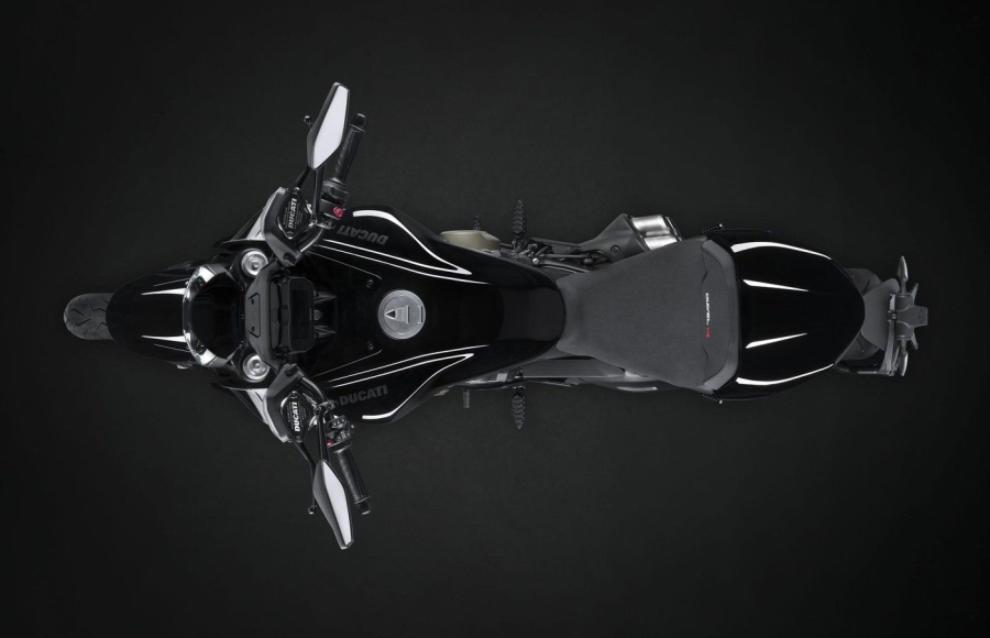 Diavel V4