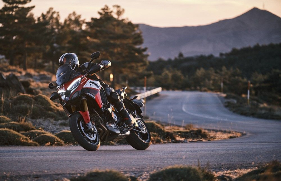 Multistrada V4 Pikes Peak