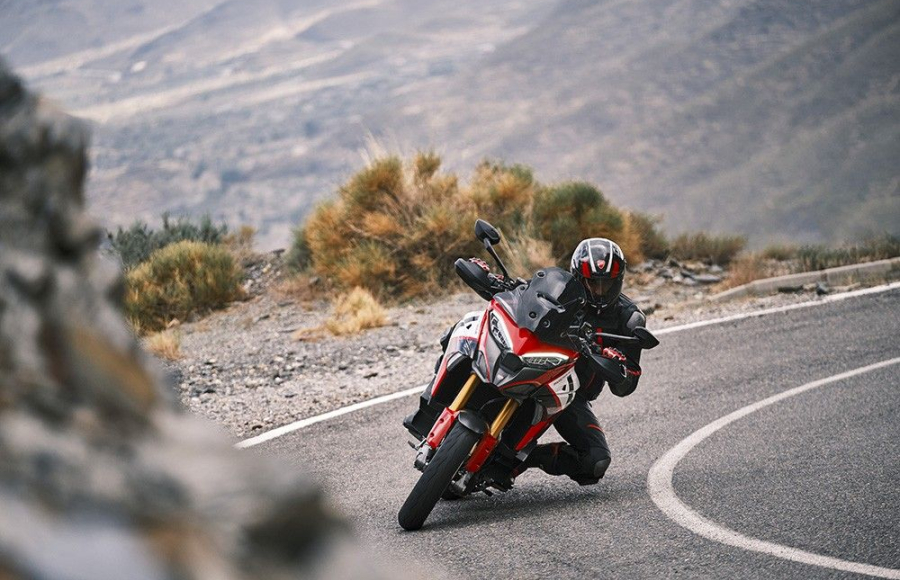 Multistrada V4 Pikes Peak