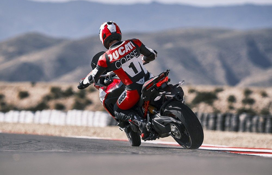 Multistrada V4 Pikes Peak