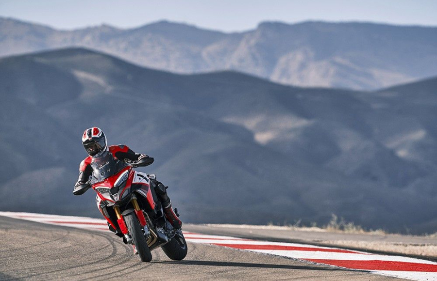 Multistrada V4 Pikes Peak