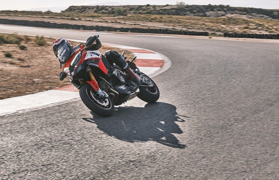 Multistrada V4 Pikes Peak