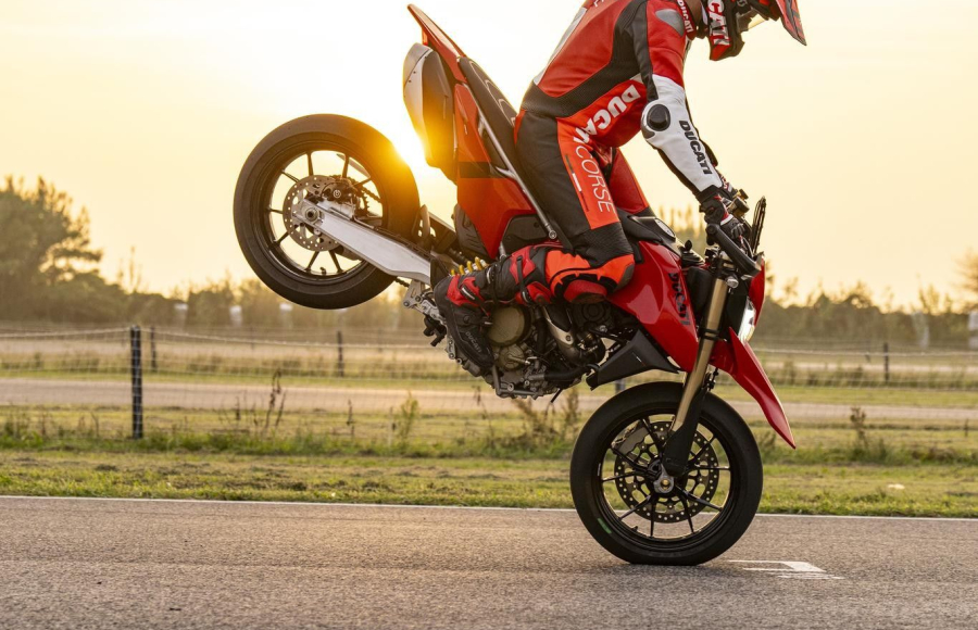 Hypermotard 698 Mono