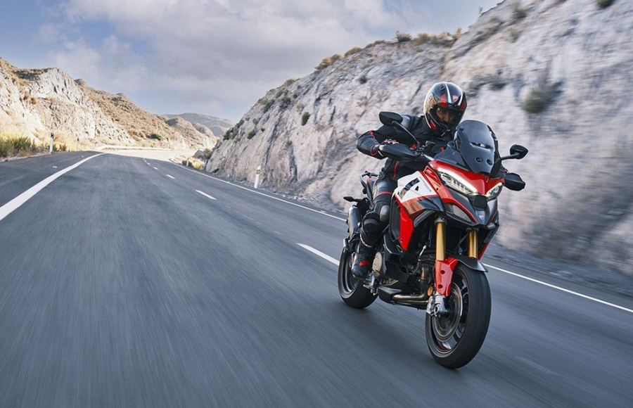 Multistrada V4 Pikes Peak