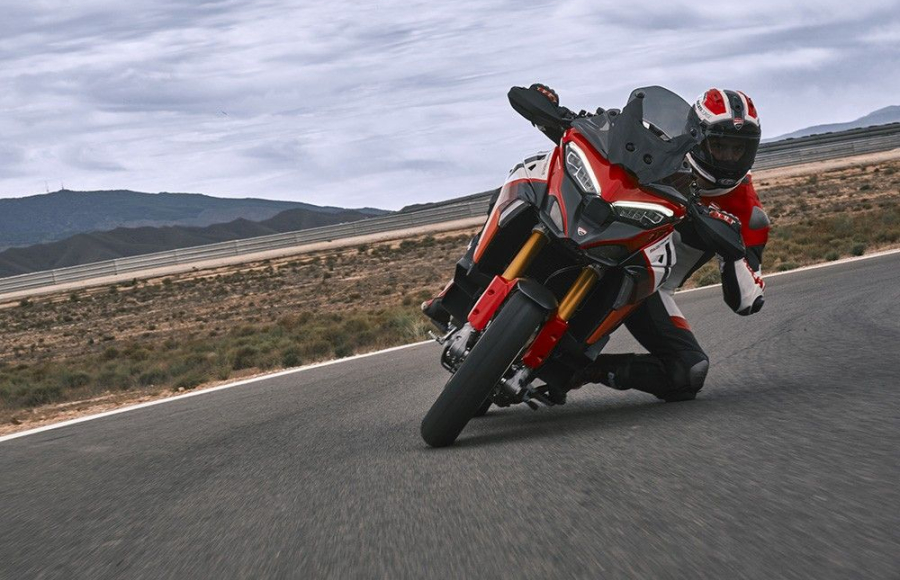 Multistrada V4 Pikes Peak