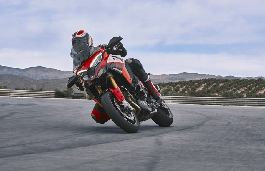 Multistrada V4 Pikes Peak