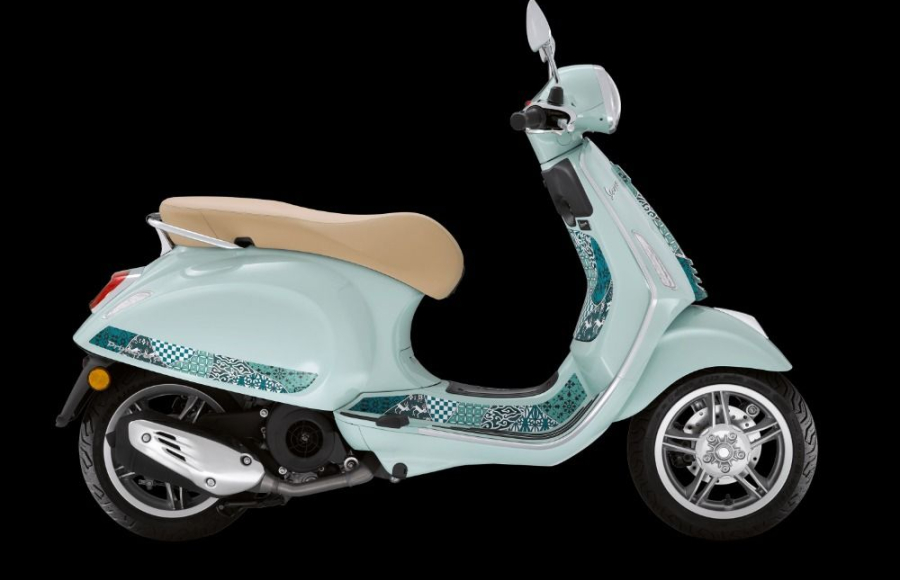 Vespa Primavera Batik