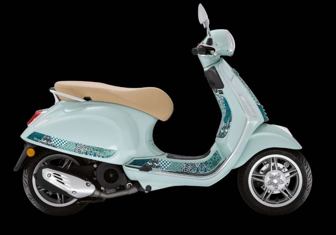 Vespa Primavera Batik